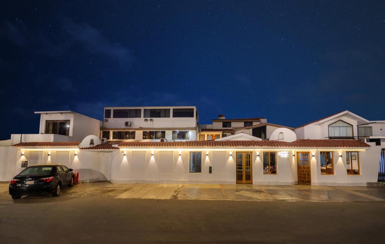 Hotel Country Trujillo Encalada Екстериор снимка