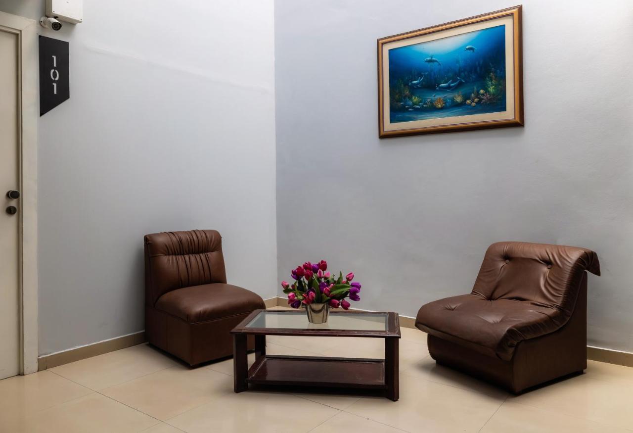 Hotel Country Trujillo Encalada Екстериор снимка